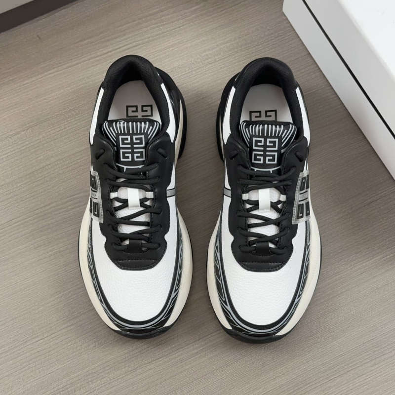 Givenchy Sneakers